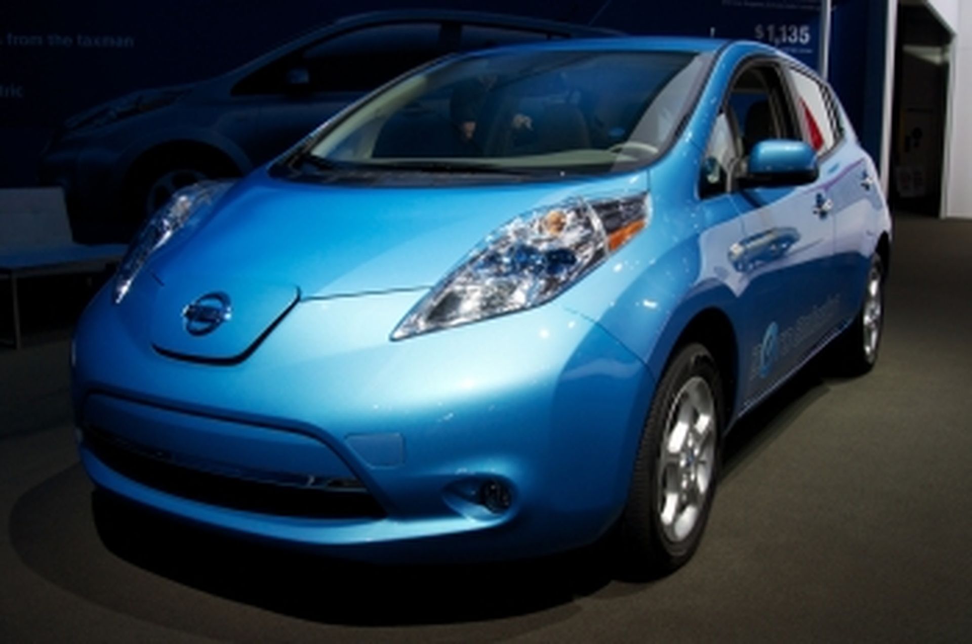 Unpatched vulnerability in Nissan LEAF allows remote attacks.