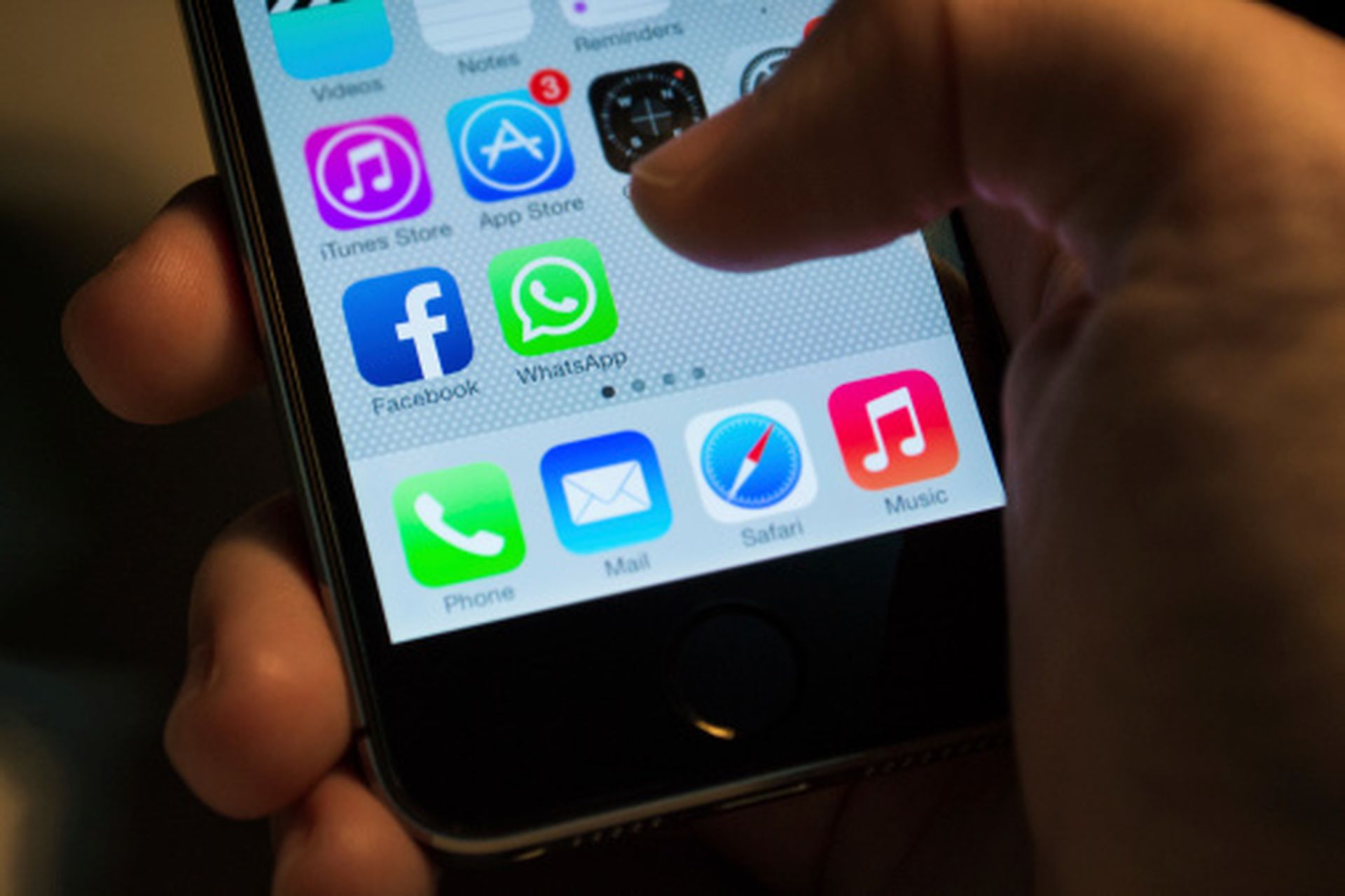 Fandango, Credit Karma settle FTC charges of poor app security