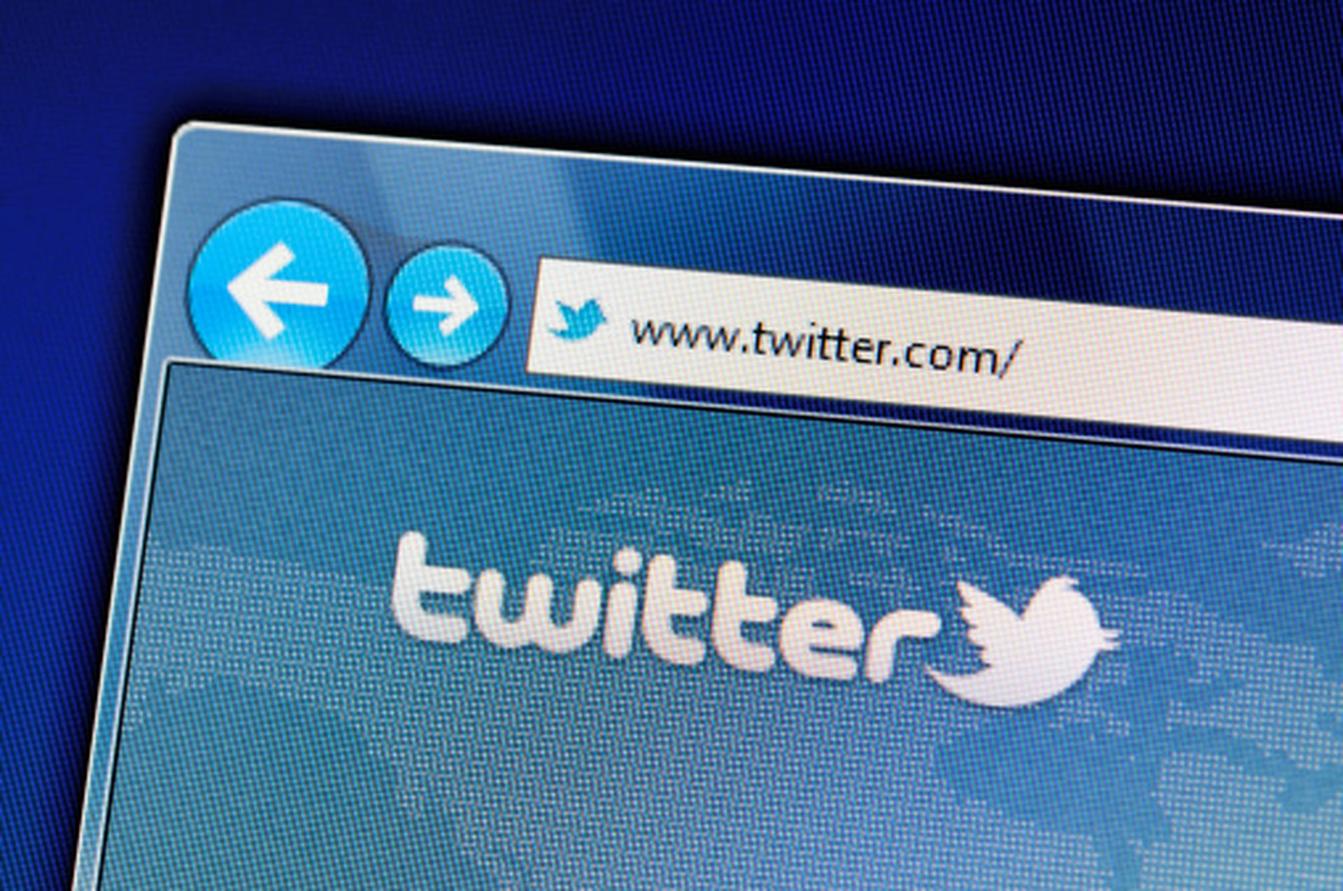 Facebook, Twitter update policies, take stronger stance on revenge porn