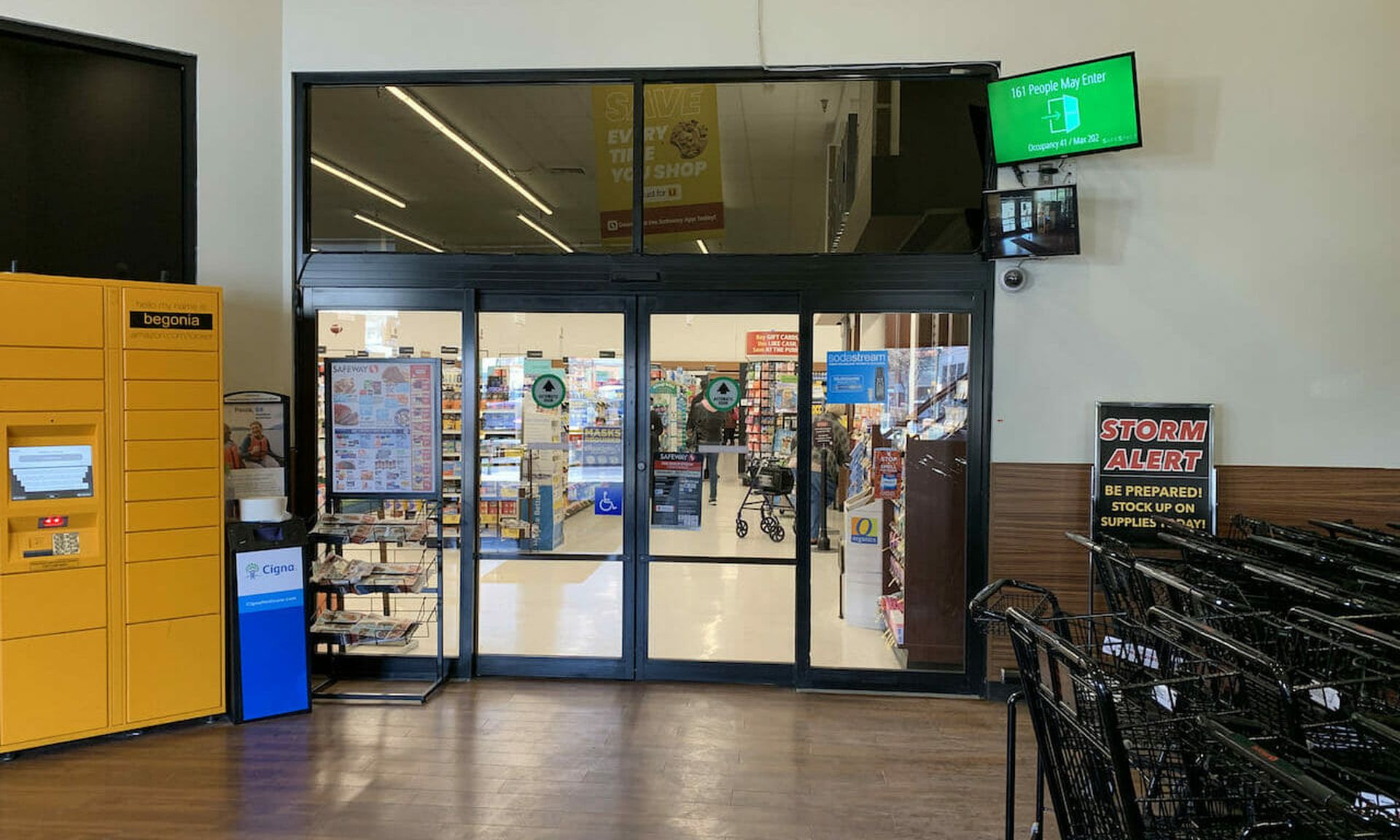 A people-counting system made by a FootfallCam competitor tallies patrons at a Silver Spring, MD., supermarket. (Joe Uchill/SC Media)