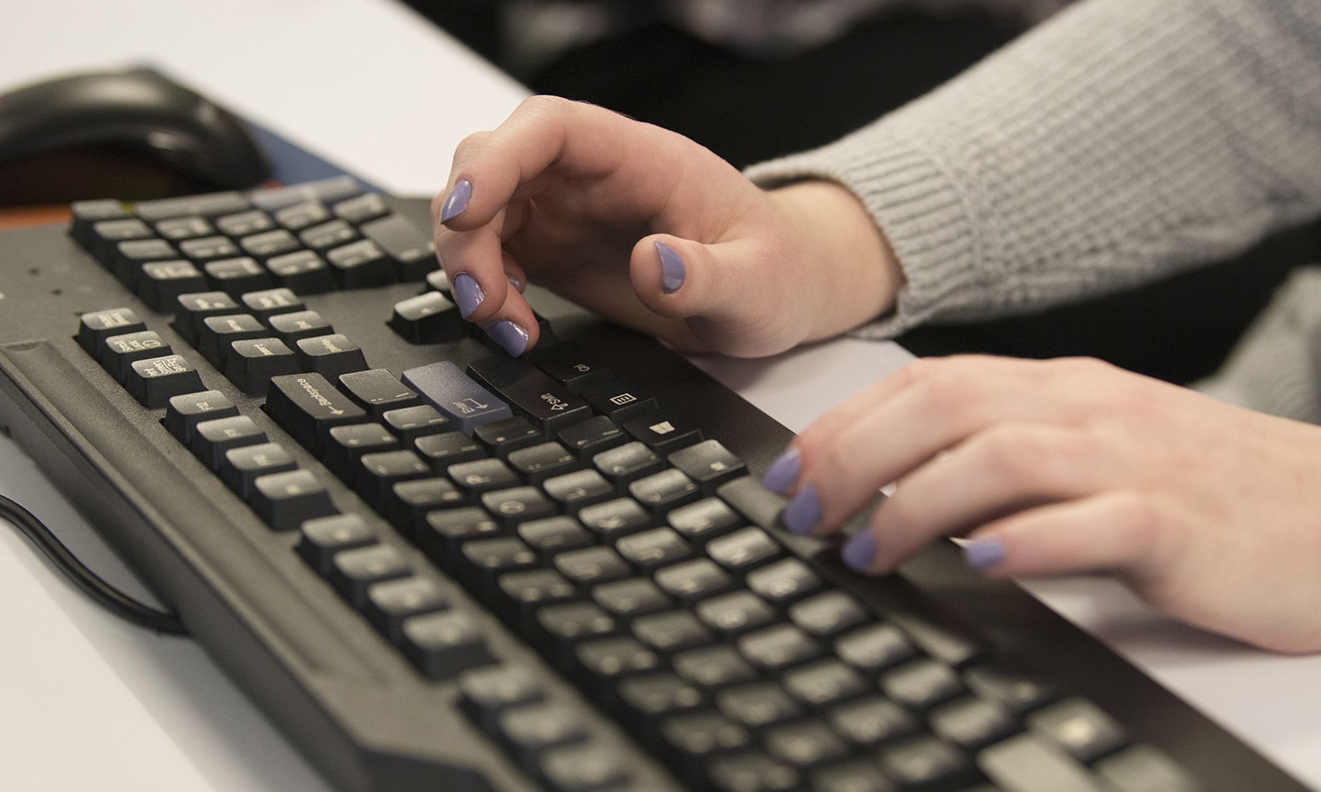 A student codes app programs during computer class Feb. 13, 2019, at Virginia Allred Stacey Junior/Senior High School at Joint Base San Antonio-Lackland, Texas. (Staff Sgt. Krystal Wright/Air Force)