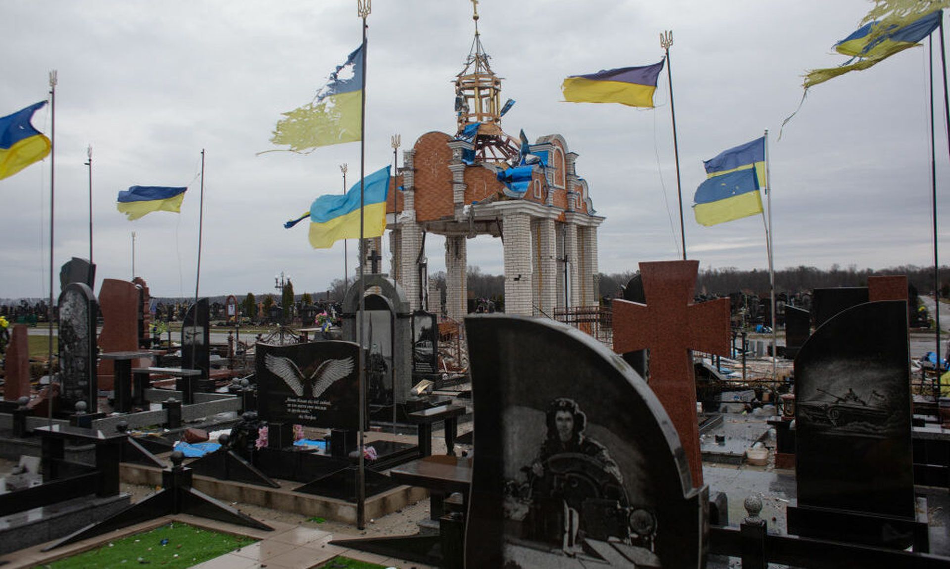 CHERNIHIV, UKRAINE &#8211; APRIL 9: A view of a damaged section of Yatsevo cemetery with the graves of Ukrainian army soldiers on April 9, 2022 in Chernihiv, Ukraine. The Russian retreat from Ukrainian towns and cities has revealed scores of civilian deaths and the full extent of devastation from Russia&#8217;s attempt to dominate the country. (Pho...