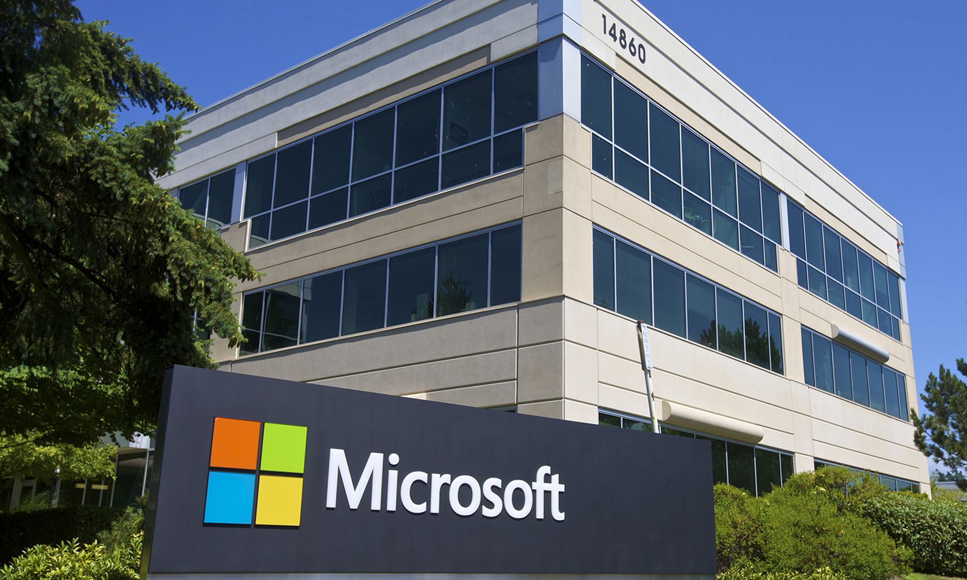A building on the Microsoft headquarters campus is pictured July 17, 2014, in Redmond, Wash. (Stephen Brashear/Getty Images)