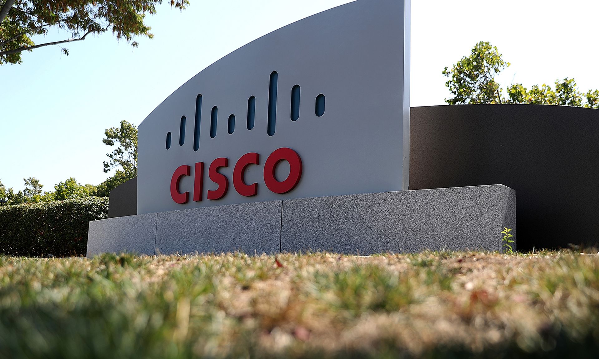 A sign is posted in front of the Cisco Systems headquarters on Aug. 17, 2016, in San Jose, Calif. (Photo by Justin Sullivan/Getty Images)