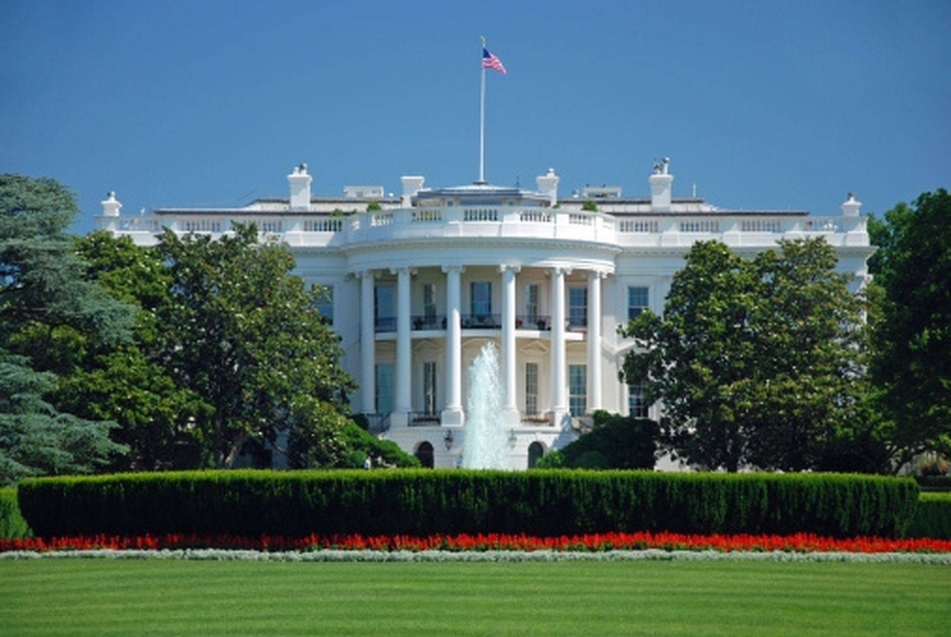 White House unveils initiatives to combat botnets