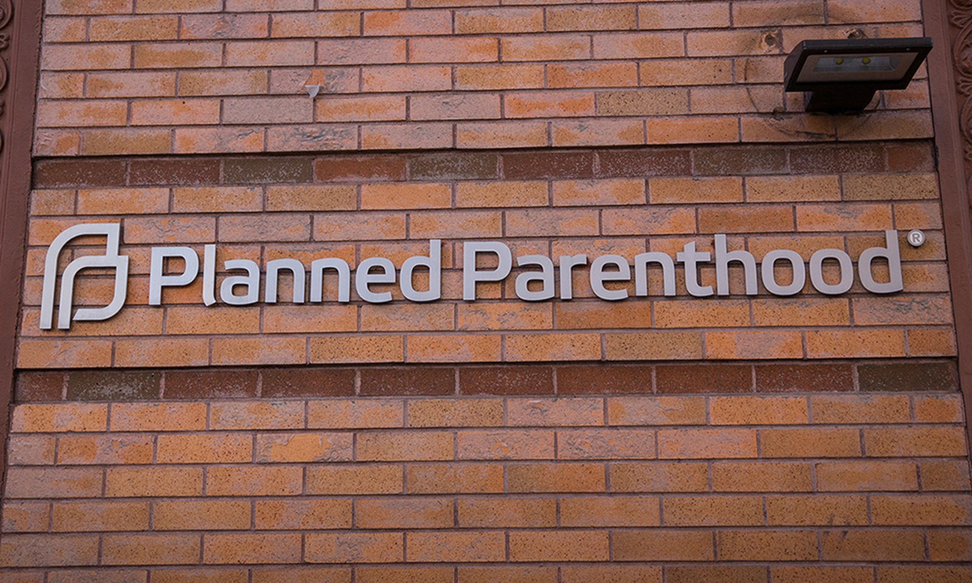 A Planned Parenthood office is seen on Nov. 30, 2015, in New York City. (Photo by Andrew Burton/Getty Images)