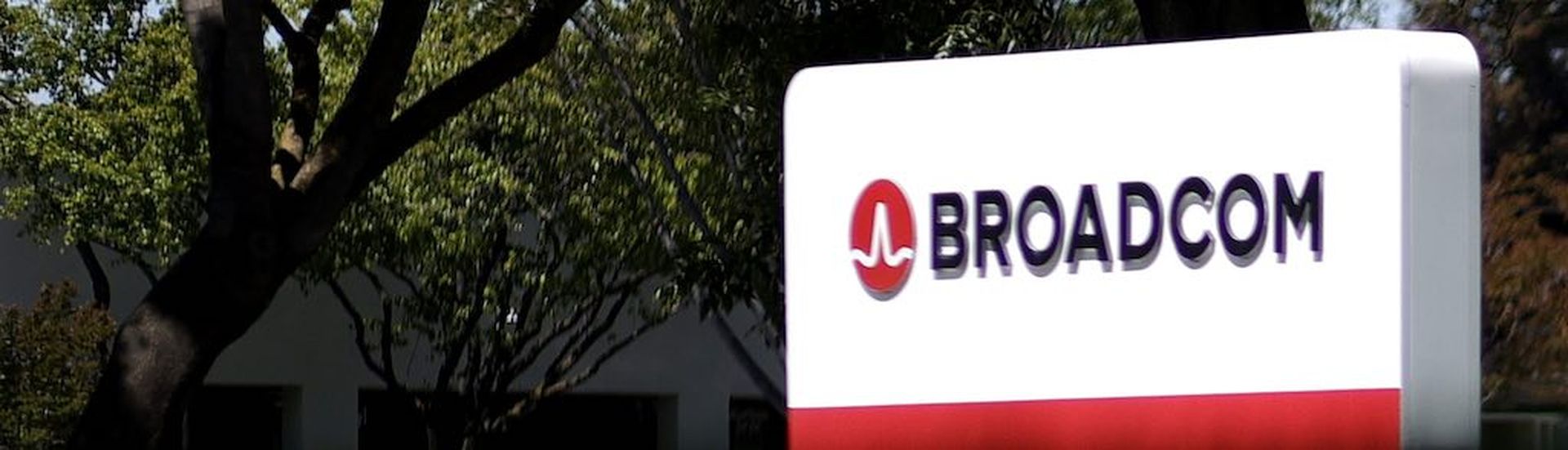 SAN JOSE, CALIFORNIA &#8211; JUNE 03: A sign is posted in front of a Broadcom office on June 03, 2021 in San Jose, California. Chipmaker Broadcom will report second quarter earnings today after the closing bell and is expected to beat analyst expectations. (Photo by Justin Sullivan/Getty Images)