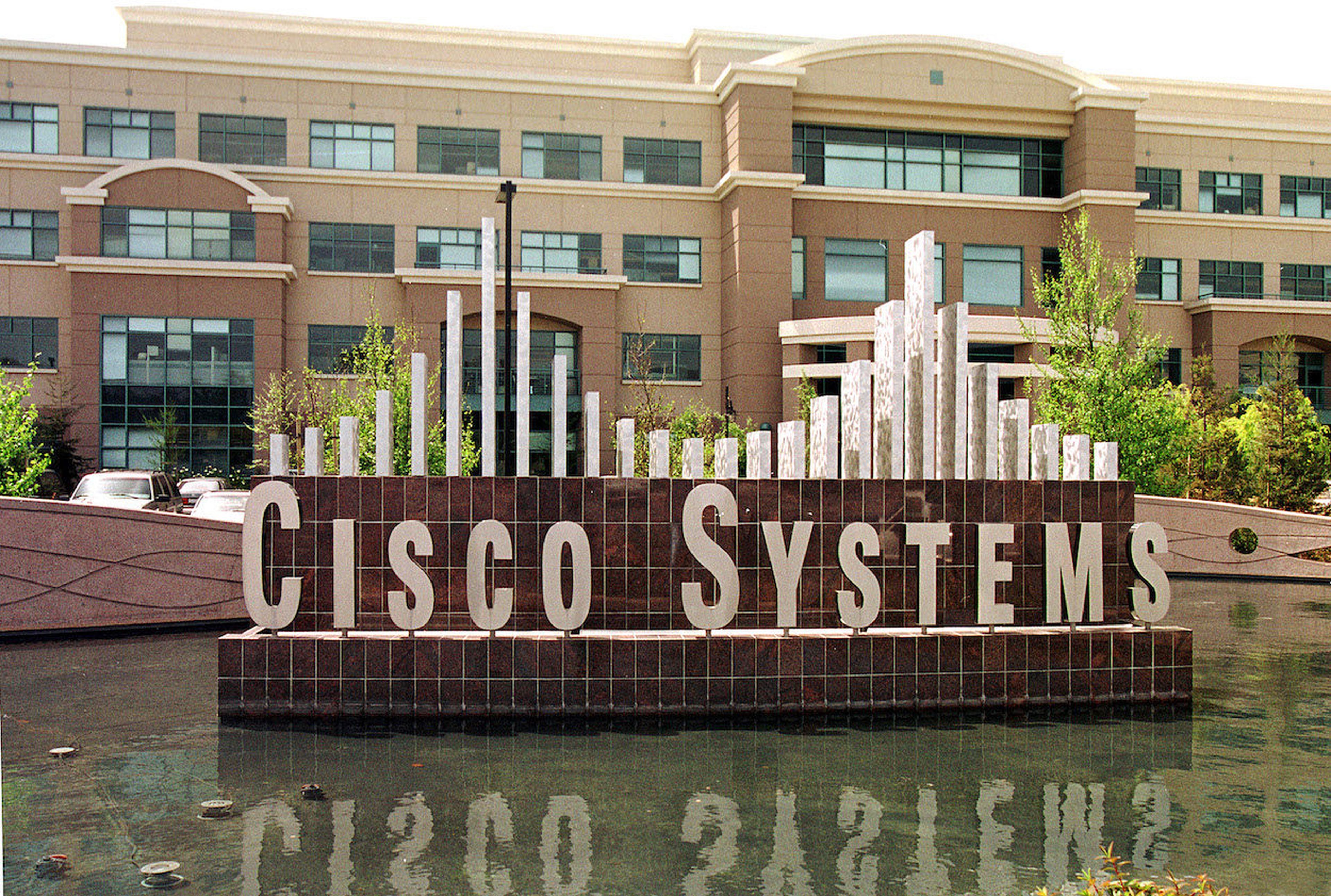 SAN JOSE, CA &#8211; APRIL 17, 2001:  (FILE PHOTO)  The facade of a building on Cisco Systems&#8217; sprawling complex  is shown April 17, 2001 in San Jose, California. Analysts expect Cisco Systems to post a 13 cents-per-share profit February 4, 2003 for the second quarter.  (Photo by Dan Krauss/Getty Images)