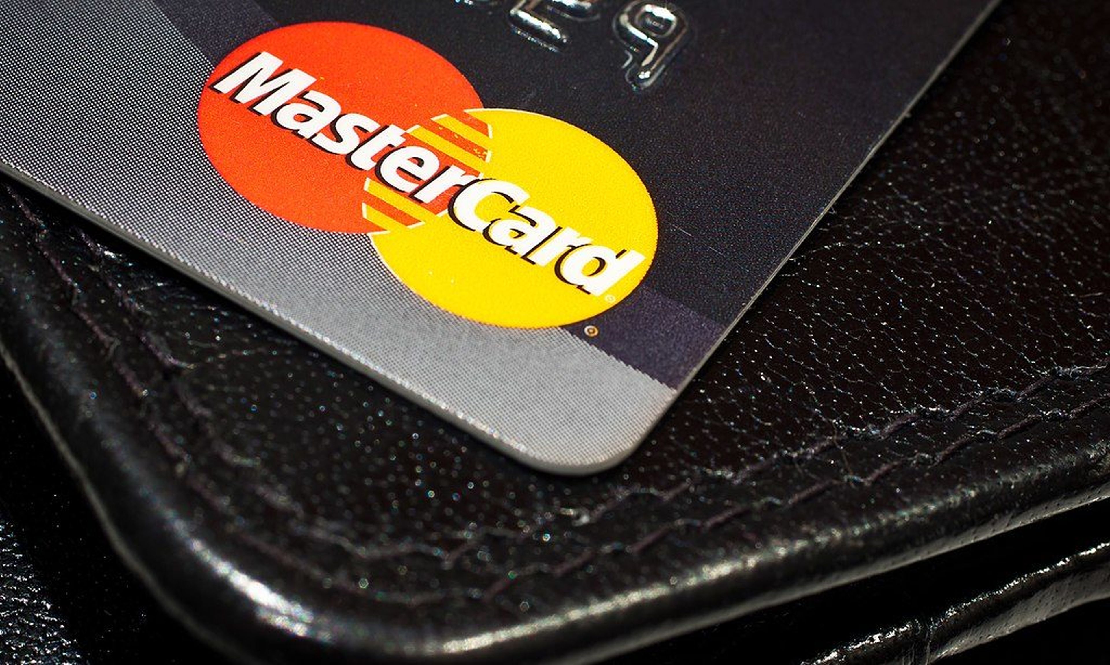 (&#8220;MasterCard credit card&#8221; by Håkan Dahlström is licensed under CC BY 2.0.)