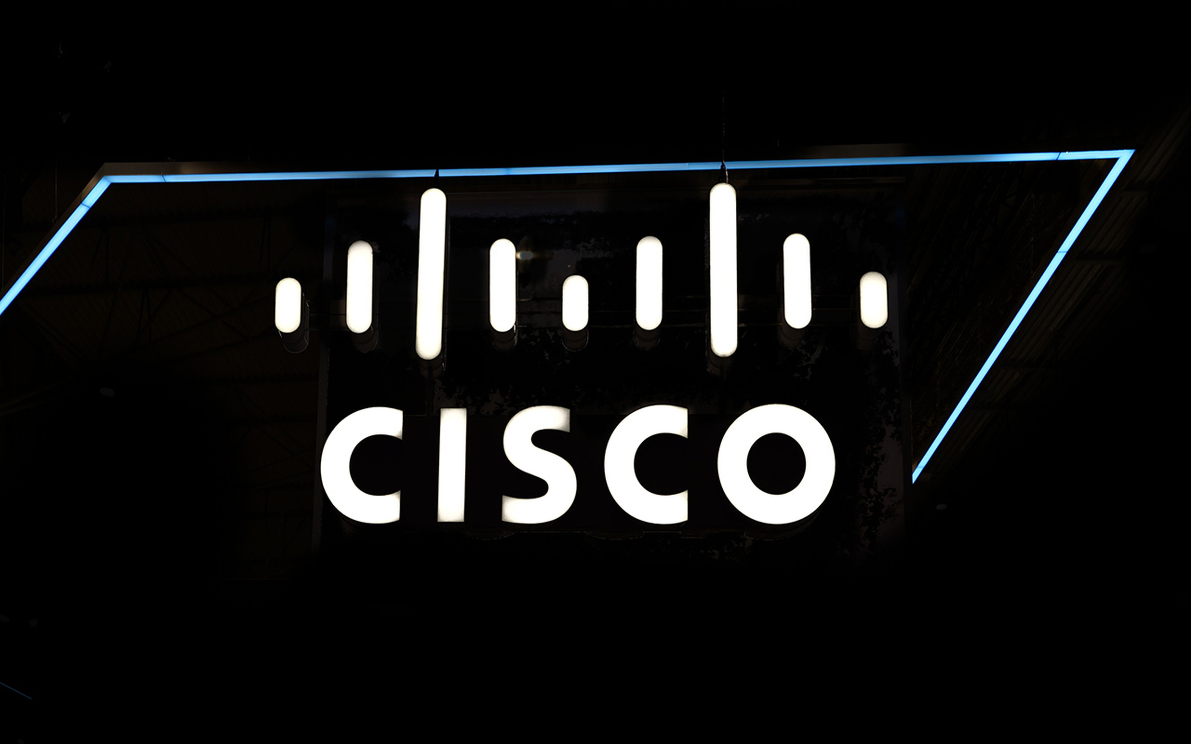 cisco logo white