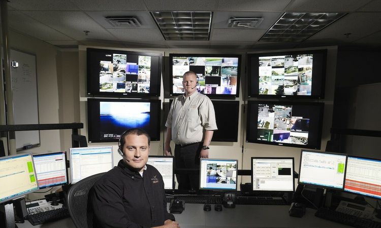 Inside the security operations center at Pacific Northwest National Laboratory. Today’s columnist, Robert Boudreaux of Deep Instinct, says taking a prevention-first approach based on defense-in-depth can ease the burden on the SOC team. (Credit: Pacific Northwest National Laboratory)