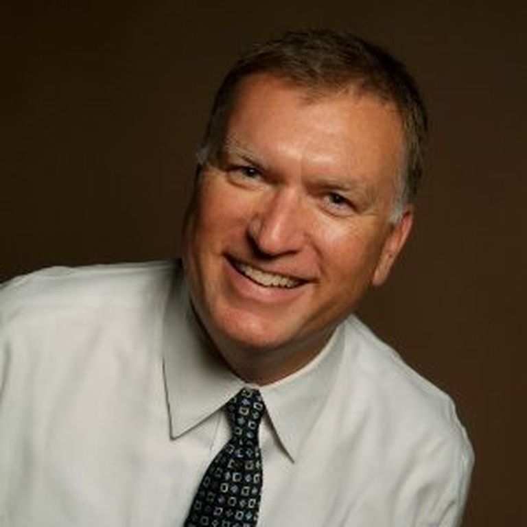 Summit CEO Carl Hunt