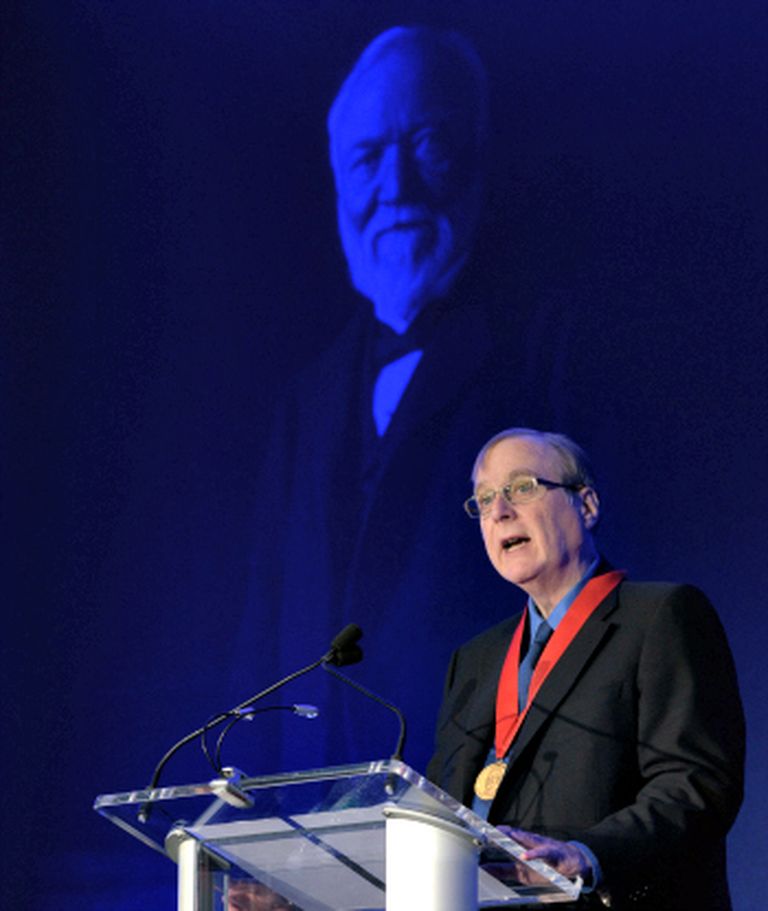 Paul Allen receives Carnegie Medal of Philanthropy (2015)